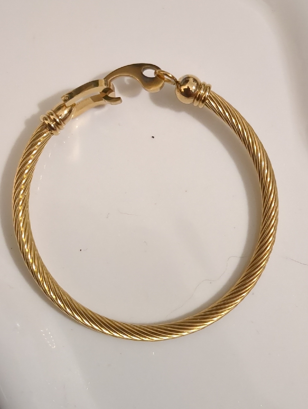 Cable Hook Clasp Bracelet